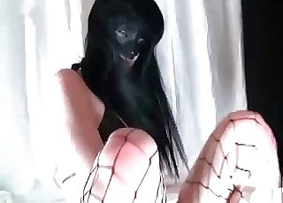 Kinky hoe and a well-endowed mutt