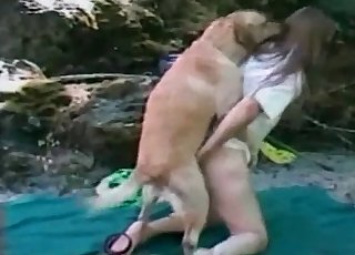 Outdoor sex action with my sweet rear end - Dog Porn Tube