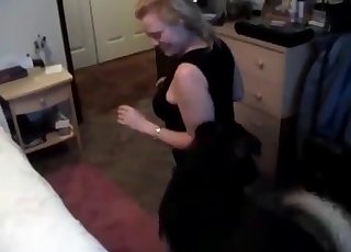 Dirty as hell holder and nice doggy - 犬のポルノチューブ 